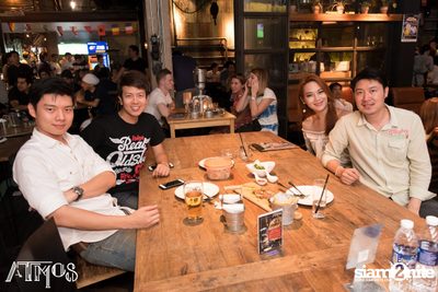 Saturday Night at Atmos, Thonglor Soi 10 — photo 40