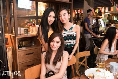 Saturday Night at Atmos, Thonglor Soi 10 — photo 51