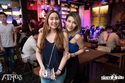 Saturday Night at Atmos, Thonglor Soi 10 — photo 105