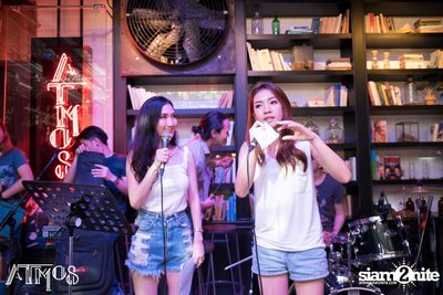 Saturday Night at Atmos, Thonglor Soi 10 — photo 131
