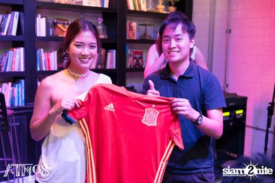 Saturday Night at Atmos, Thonglor Soi 10 — photo 141