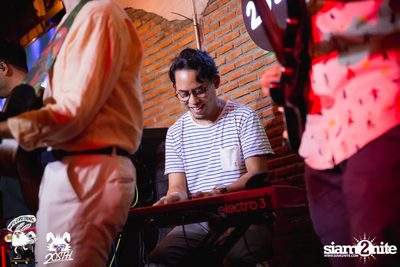 20STH presents Atom at 20 Something Bar — photo 68