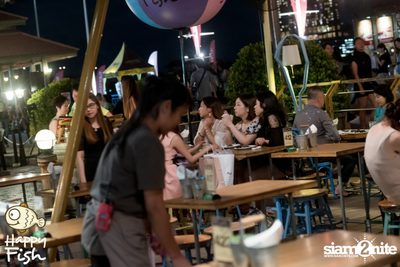 คืนวันศุกร์ ที่ร้าน แฮปปี้ ฟิช, เอเชีย ทีค เดอะ ริเวอร์ฟร้อนท์ — photo 22