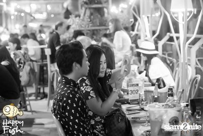 คืนวันศุกร์ ที่ร้าน แฮปปี้ ฟิช, เอเชีย ทีค เดอะ ริเวอร์ฟร้อนท์ — photo 25