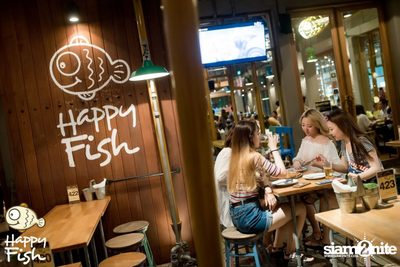 คืนวันศุกร์ ที่ร้าน แฮปปี้ ฟิช, เอเชีย ทีค เดอะ ริเวอร์ฟร้อนท์ — photo 45