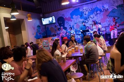 คืนวันศุกร์ ที่ร้าน แฮปปี้ ฟิช, เอเชีย ทีค เดอะ ริเวอร์ฟร้อนท์ — photo 51
