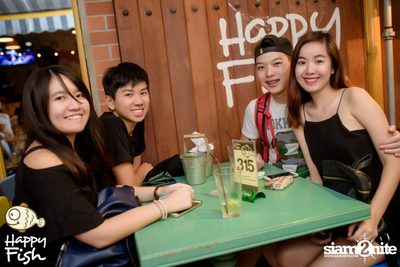 คืนวันศุกร์ ที่ร้าน แฮปปี้ ฟิช, เอเชีย ทีค เดอะ ริเวอร์ฟร้อนท์ — photo 62