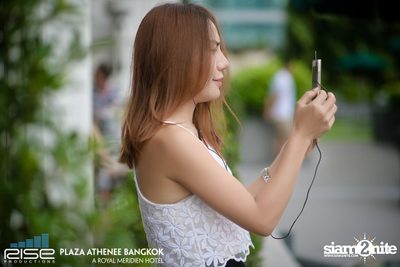 H2o Midsummer Pool Party at Plaza Athenee — photo 5