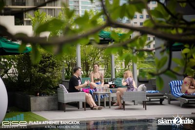 H2o Midsummer Pool Party at Plaza Athenee — photo 6