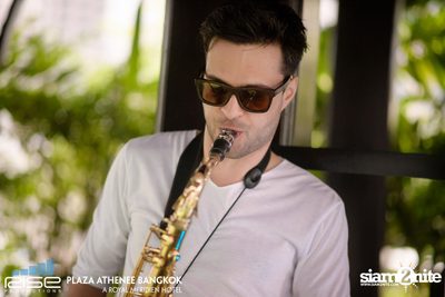 H2o Midsummer Pool Party at Plaza Athenee — photo 21