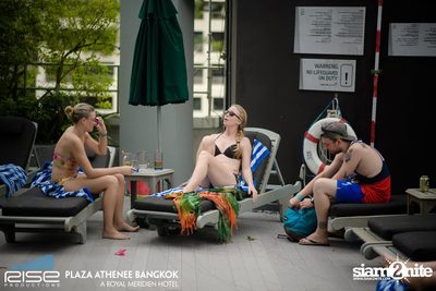 H2o Midsummer Pool Party at Plaza Athenee — photo 35