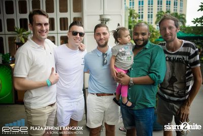 H2o Midsummer Pool Party at Plaza Athenee — photo 61