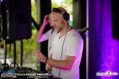 H2o Midsummer Pool Party at Plaza Athenee — photo 66