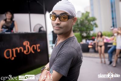 AmWet VS. Hooters (The Battle) Pool Party at AmBar Bangkok — photo 2