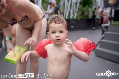 AmWet VS. Hooters (The Battle) Pool Party at AmBar Bangkok — photo 47