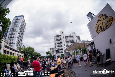 AmWet VS. Hooters (The Battle) Pool Party at AmBar Bangkok — photo 59