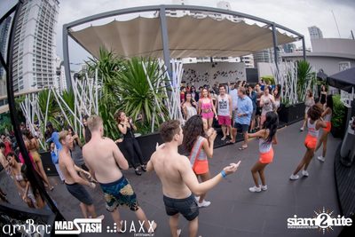 AmWet VS. Hooters (The Battle) Pool Party at AmBar Bangkok — photo 97
