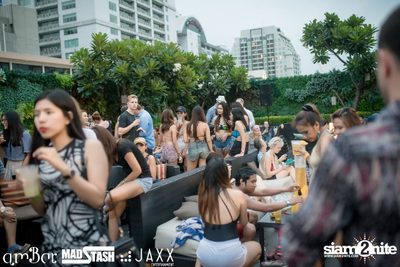 AmWet VS. Hooters (The Battle) Pool Party at AmBar Bangkok — photo 129