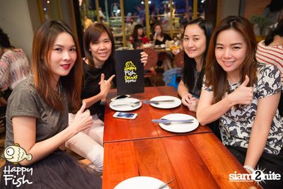 คืนวันศุกร์ ที่ร้าน แฮปปี้ ฟิช, เอเชีย ทีค เดอะ ริเวอร์ฟร้อนท์ — photo 21