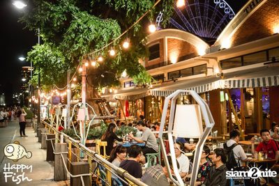 คืนวันศุกร์ ที่ร้าน แฮปปี้ ฟิช, เอเชีย ทีค เดอะ ริเวอร์ฟร้อนท์ — photo 26