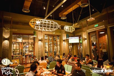 คืนวันศุกร์ ที่ร้าน แฮปปี้ ฟิช, เอเชีย ทีค เดอะ ริเวอร์ฟร้อนท์ — photo 29