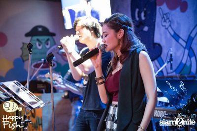 คืนวันศุกร์ ที่ร้าน แฮปปี้ ฟิช, เอเชีย ทีค เดอะ ริเวอร์ฟร้อนท์ — photo 38