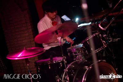 Chanudom Live ที่ แม็กกี้ ชูวส์ — photo 96