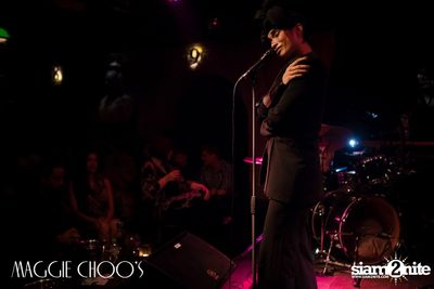 Chanudom Live ที่ แม็กกี้ ชูวส์ — photo 134