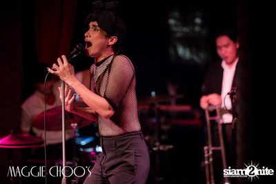 Chanudom Live ที่ แม็กกี้ ชูวส์ — photo 182