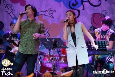 คืนวันศุกร์ ที่ร้าน แฮปปี้ ฟิช, เอเชีย ทีค เดอะ ริเวอร์ฟร้อนท์ — photo 45