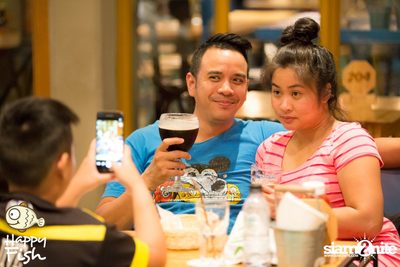 คืนวันศุกร์ ที่ร้าน แฮปปี้ ฟิช, เอเชีย ทีค เดอะ ริเวอร์ฟร้อนท์ — photo 59