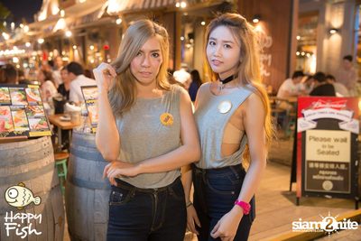คืนวันศุกร์ ที่ร้าน แฮปปี้ ฟิช, เอเชีย ทีค เดอะ ริเวอร์ฟร้อนท์ — photo 69