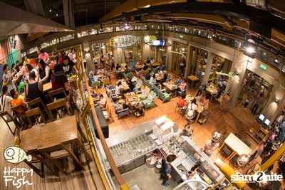 คืนวันศุกร์ ที่ร้าน แฮปปี้ ฟิช, เอเชีย ทีค เดอะ ริเวอร์ฟร้อนท์ — photo 81