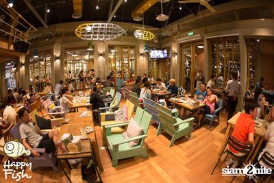 คืนวันศุกร์ ที่ร้าน แฮปปี้ ฟิช, เอเชีย ทีค เดอะ ริเวอร์ฟร้อนท์ — photo 85