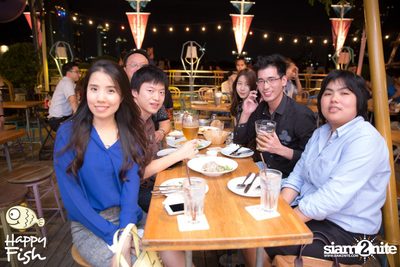 คืนวันศุกร์ ที่ร้าน แฮปปี้ ฟิช, เอเชีย ทีค เดอะ ริเวอร์ฟร้อนท์ — photo 89