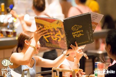 คืนวันศุกร์ ที่ร้าน แฮปปี้ ฟิช, เอเชีย ทีค เดอะ ริเวอร์ฟร้อนท์ — photo 114