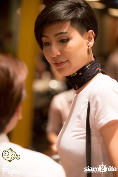 คืนวันศุกร์ ที่ร้าน แฮปปี้ ฟิช, เอเชีย ทีค เดอะ ริเวอร์ฟร้อนท์ — photo 125