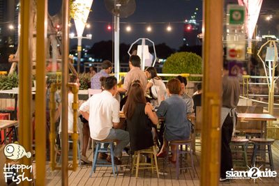 คืนวันศุกร์ ที่ร้าน แฮปปี้ ฟิช, เอเชีย ทีค เดอะ ริเวอร์ฟร้อนท์ — photo 134
