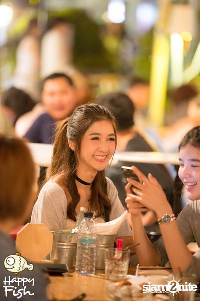 คืนวันศุกร์ ที่ร้าน แฮปปี้ ฟิช, เอเชีย ทีค เดอะ ริเวอร์ฟร้อนท์ — photo 136