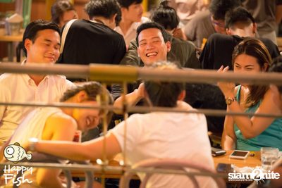 คืนวันศุกร์ ที่ร้าน แฮปปี้ ฟิช, เอเชีย ทีค เดอะ ริเวอร์ฟร้อนท์ — photo 139