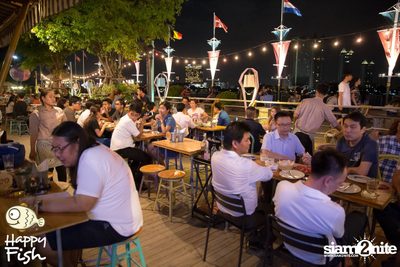 คืนวันศุกร์ ที่ร้าน แฮปปี้ ฟิช, เอเชีย ทีค เดอะ ริเวอร์ฟร้อนท์ — photo 166