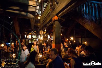 B2F - Big To The Future Swing Band ที่ร้าน ดิ ไอรอน แฟรี่ — photo 40