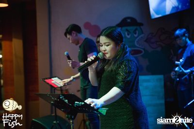 คืนวันศุกร์ ที่ร้าน แฮปปี้ ฟิช, เอเชีย ทีค เดอะ ริเวอร์ฟร้อนท์ — photo 29