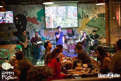 คืนวันศุกร์ ที่ร้าน แฮปปี้ ฟิช, เอเชีย ทีค เดอะ ริเวอร์ฟร้อนท์ — photo 50