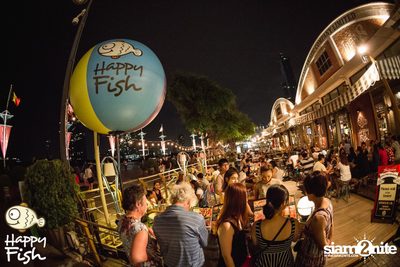 คืนวันศุกร์ ที่ร้าน แฮปปี้ ฟิช, เอเชีย ทีค เดอะ ริเวอร์ฟร้อนท์ — photo 51