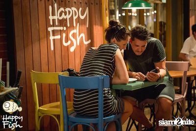 คืนวันศุกร์ ที่ร้าน แฮปปี้ ฟิช, เอเชีย ทีค เดอะ ริเวอร์ฟร้อนท์ — photo 56