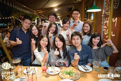 คืนวันศุกร์ ที่ร้าน แฮปปี้ ฟิช, เอเชีย ทีค เดอะ ริเวอร์ฟร้อนท์ — photo 65
