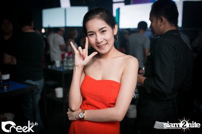 ปาร์ตี้คืนวันวันศุกร์ ที่ร้าน ครีก คลับ, เลียบทางด่วนรามอินทรา — photo 22
