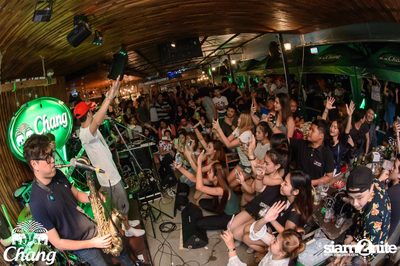 Mild & Morning Soon Live at SKIP Bar — photo 155