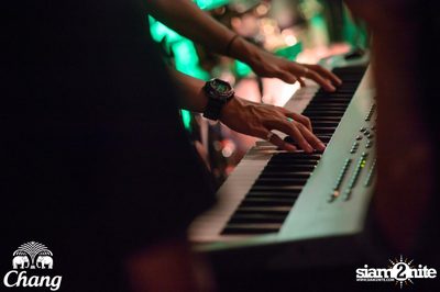 Mild & Morning Soon Live at SKIP Bar — photo 193